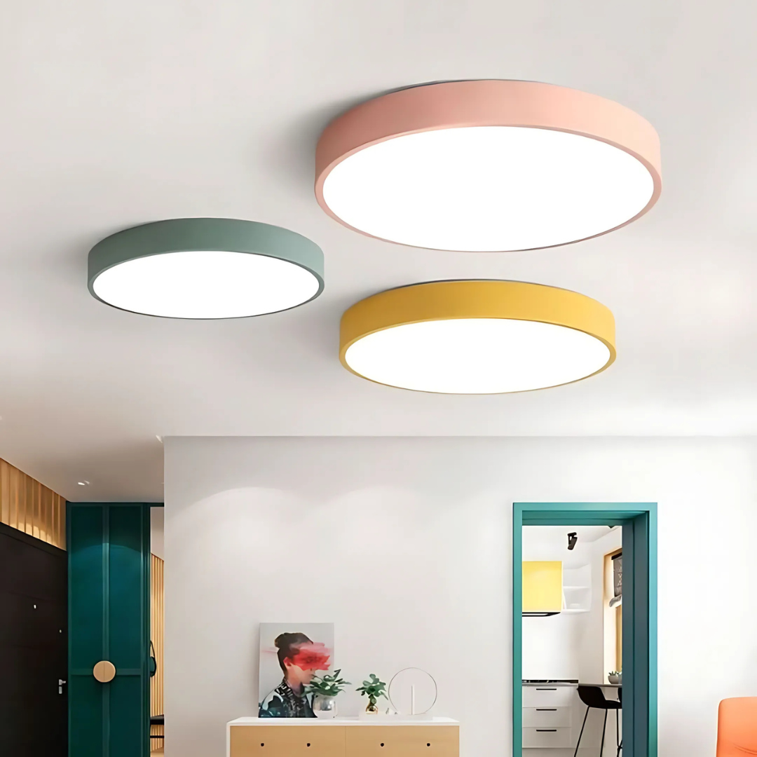 Delos – skandynawska drewniana lampa sufitowa LED